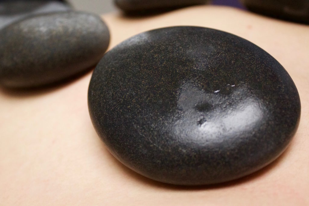 hot-stones-couples-massage